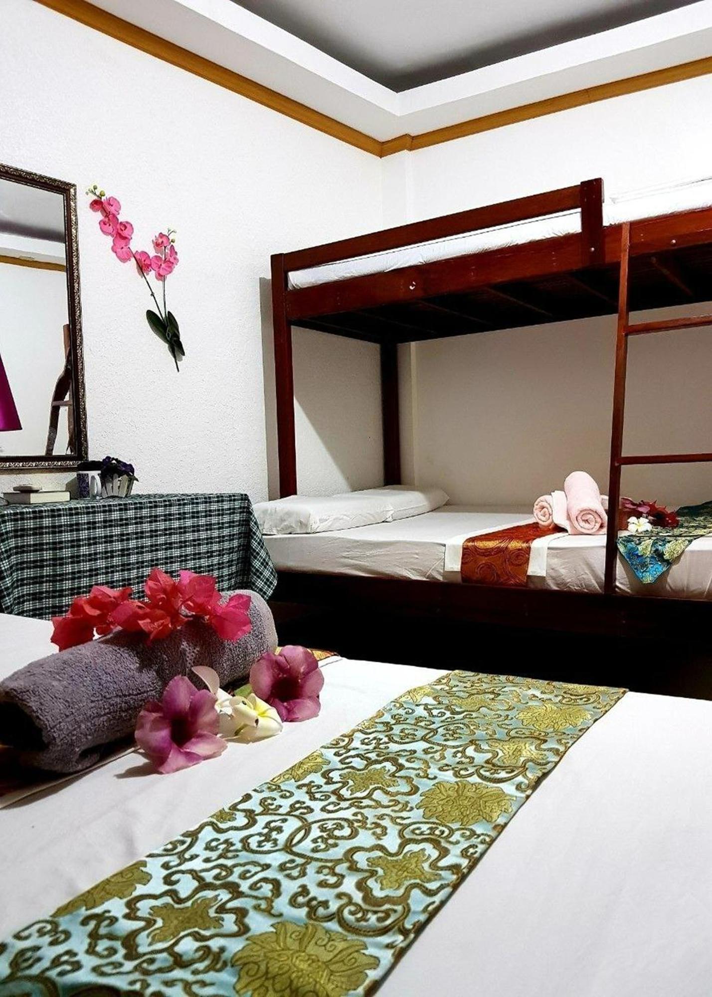 Hanbee'S Resort Puerto Princesa Екстер'єр фото